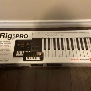 iRig Keys Pro keyboard